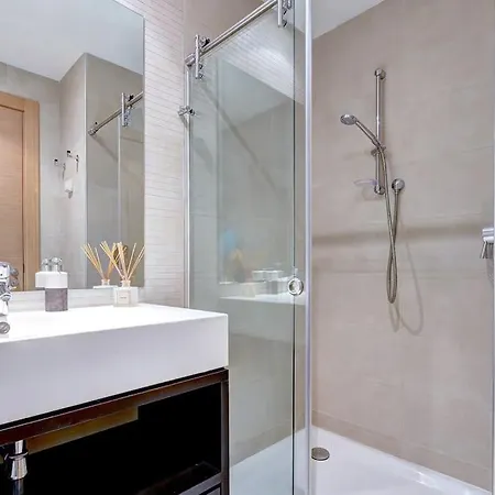 In The Exclusive Samara Resort, Daire Marbella