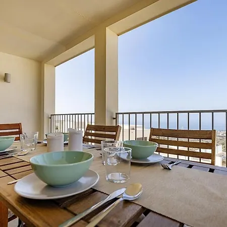 Daire In The Exclusive Samara Resort, Marbella